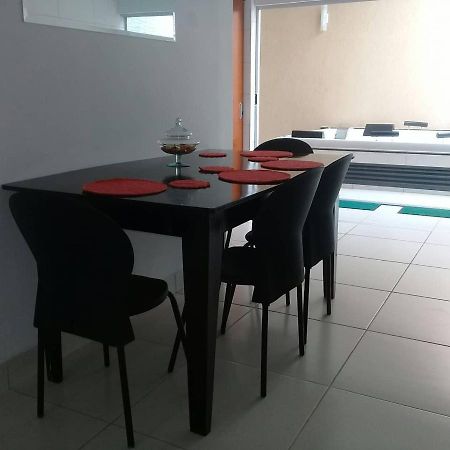 Casa Com 2 Quartos E Banheira De Hidromassagem Trindade  Extérieur photo